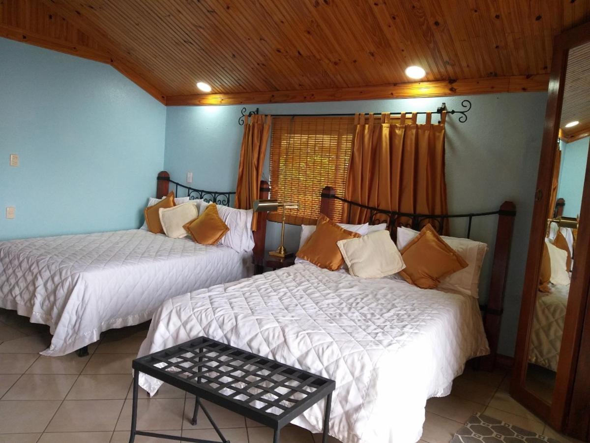 Guayabo Lodge Santa Cruz  Kültér fotó