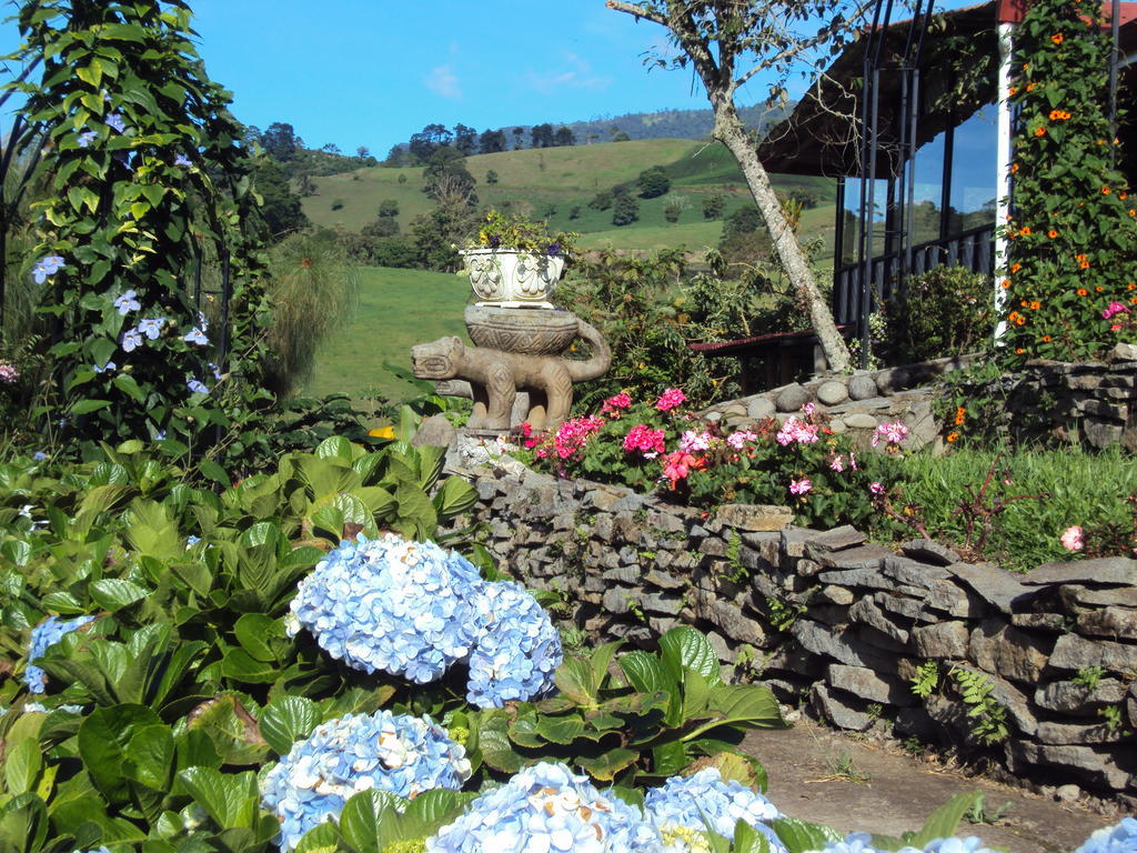 Guayabo Lodge Santa Cruz  Kültér fotó
