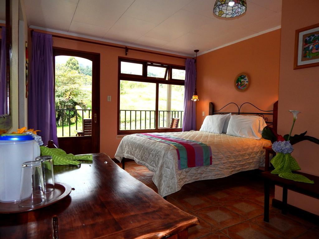 Guayabo Lodge Santa Cruz  Kültér fotó