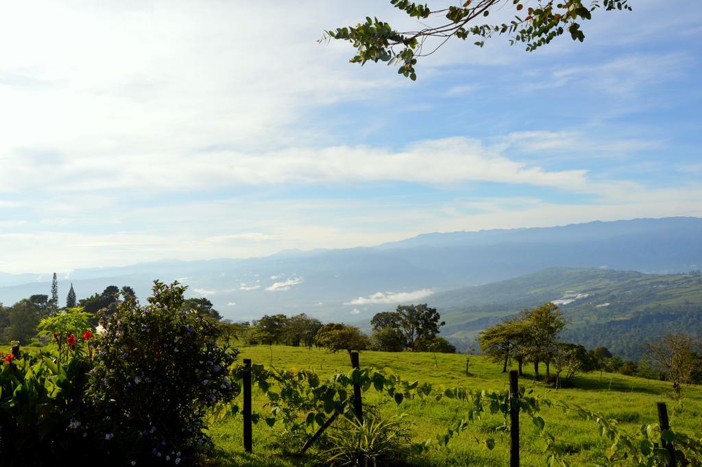 Guayabo Lodge Santa Cruz  Kültér fotó