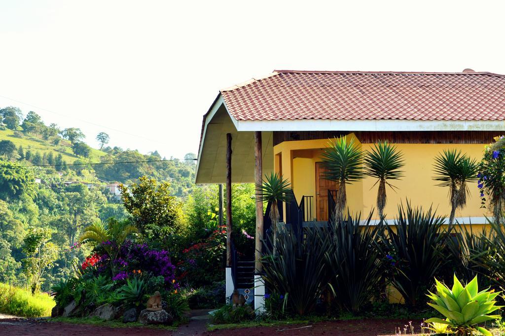 Guayabo Lodge Santa Cruz  Kültér fotó